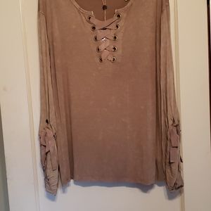 Buckle gimmicks top.nwt
